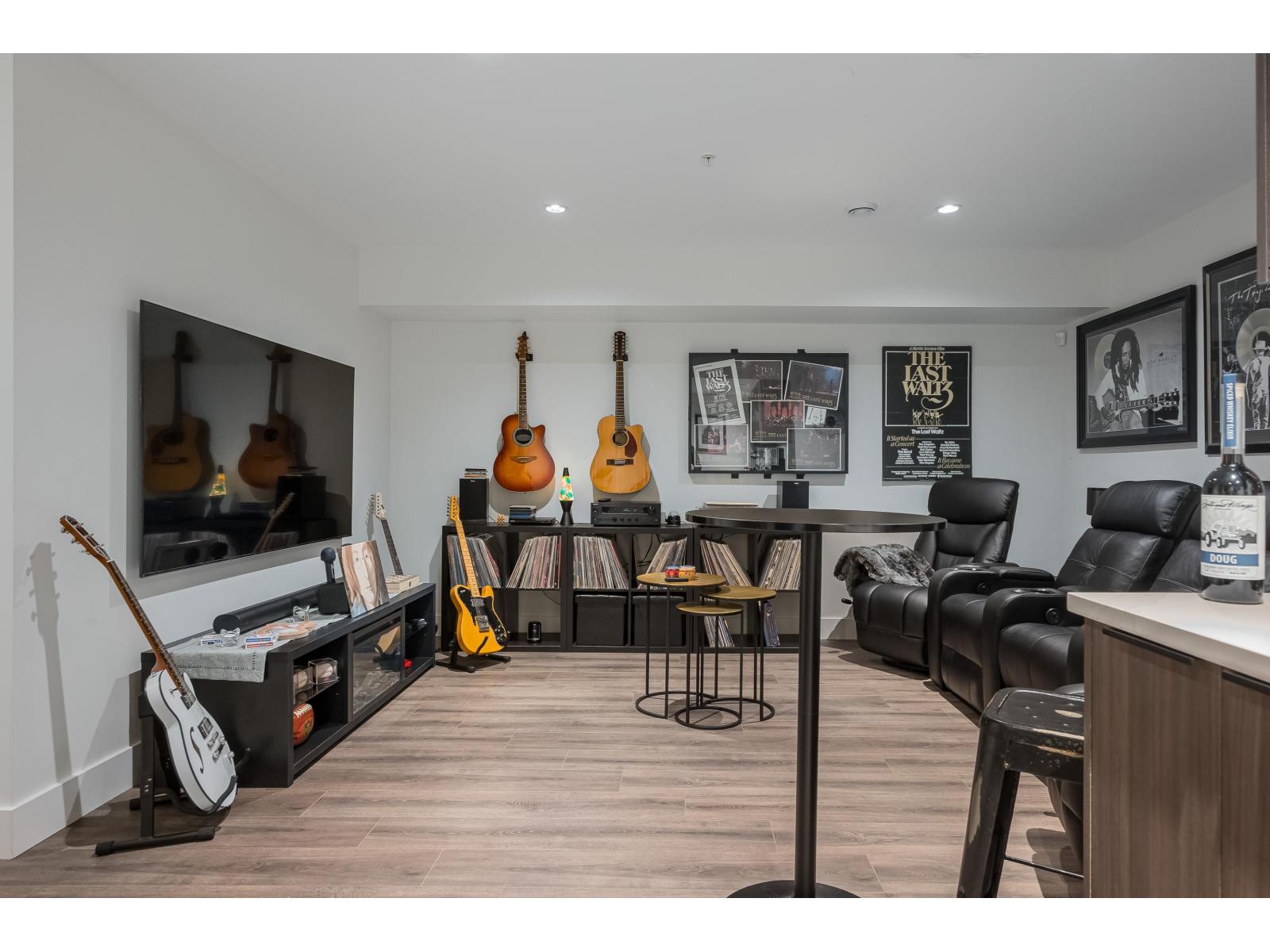 8141 202 Street, Langley, British Columbia  V2Y 3K2 - Photo 35 - R3074126