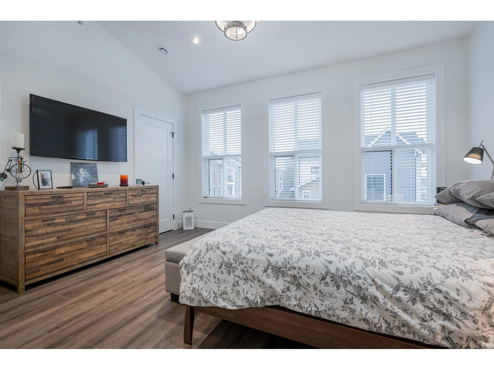 8141 202 Street, Langley, British Columbia  V2Y 3K2 - Photo 22 - R3074126