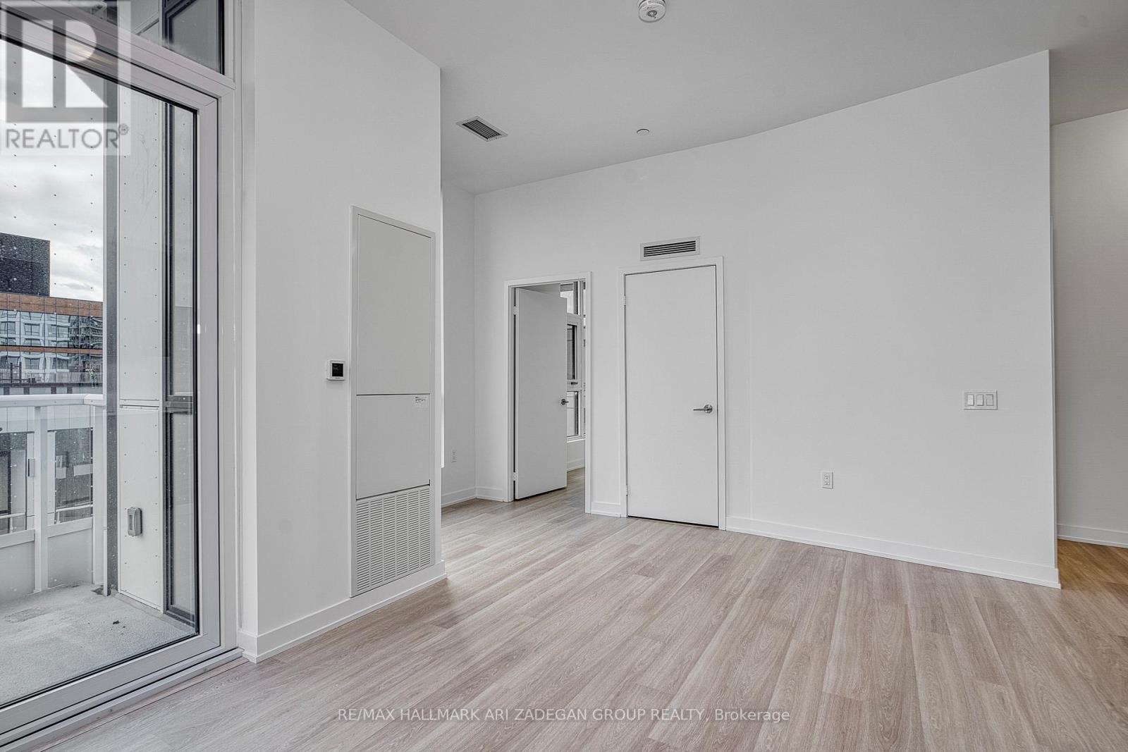 Unknown Address, ,     - Photo 11 - C12640384