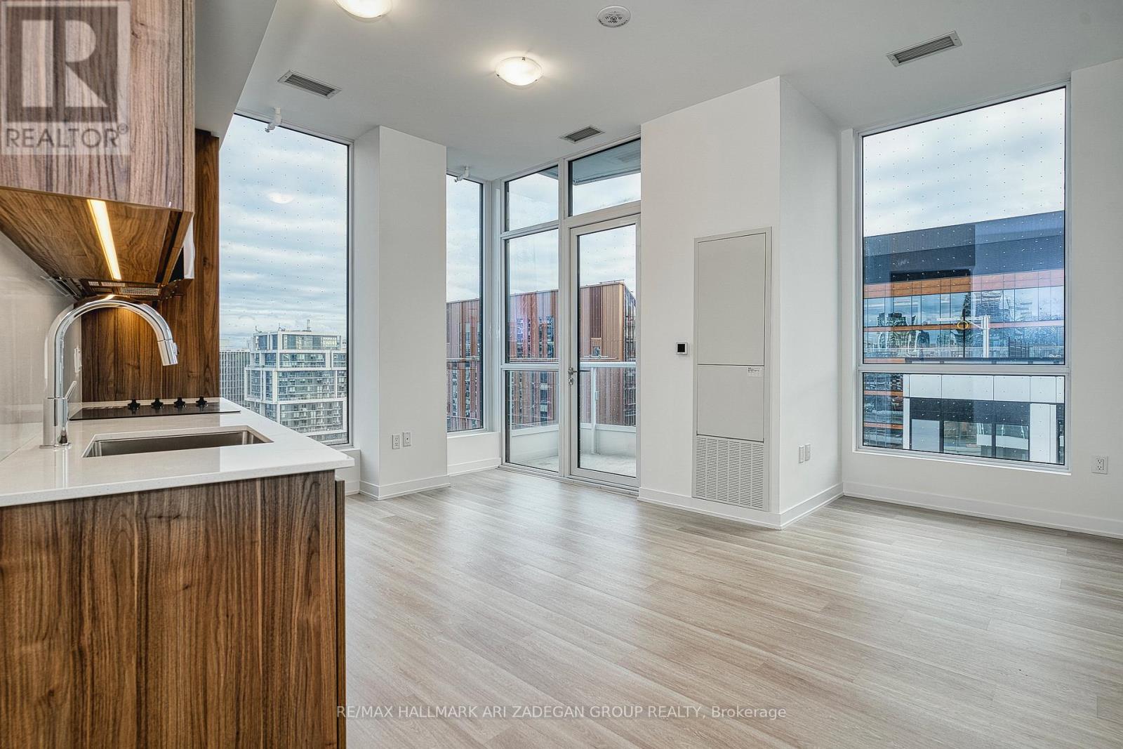 Unknown Address, ,     - Photo 8 - C12640384