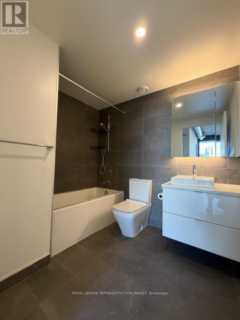 612 - 21 Lawren Harris Square, Toronto (Waterfront Communities), Ontario  M5A 0T4 - Photo 14 - C12640422