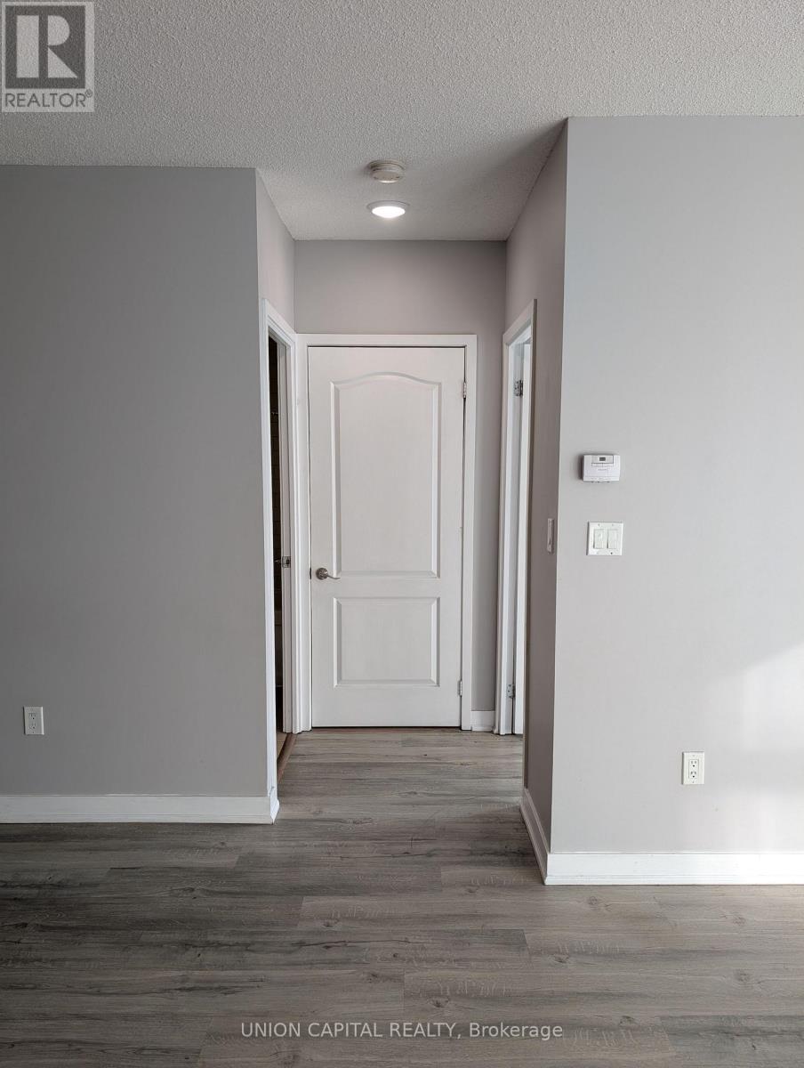 2701 - 35 Mariner Terrace, Toronto (Waterfront Communities), Ontario  M5V 3V9 - Photo 11 - C12640452