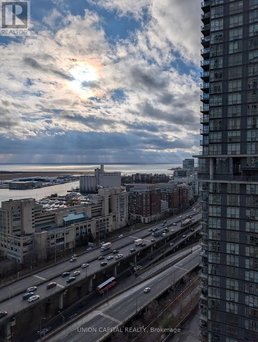 2701 - 35 Mariner Terrace, Toronto (Waterfront Communities), Ontario  M5V 3V9 - Photo 16 - C12640452