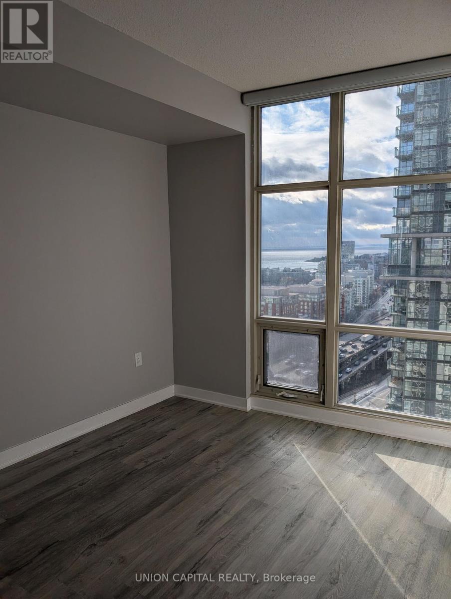 2701 - 35 Mariner Terrace, Toronto (Waterfront Communities), Ontario  M5V 3V9 - Photo 7 - C12640452