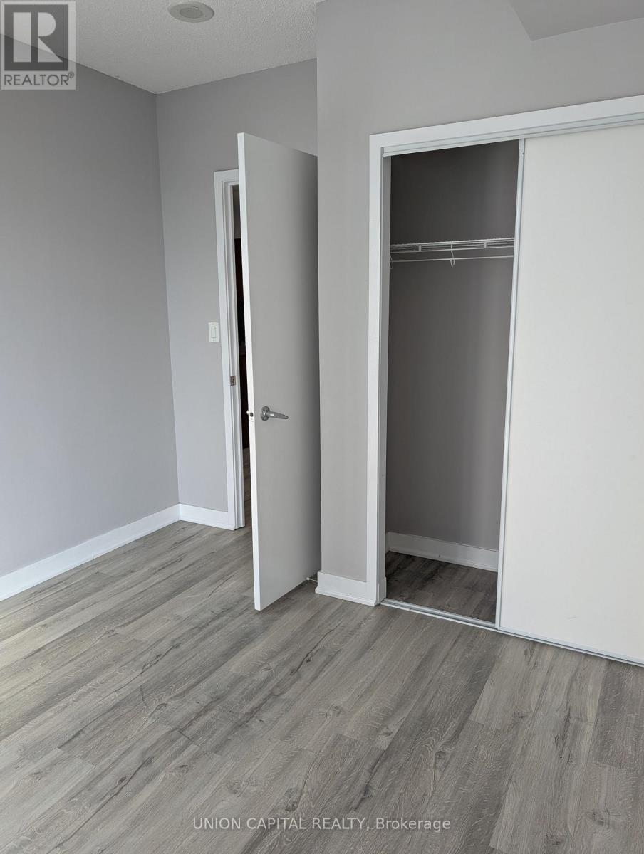 2701 - 35 Mariner Terrace, Toronto (Waterfront Communities), Ontario  M5V 3V9 - Photo 8 - C12640452