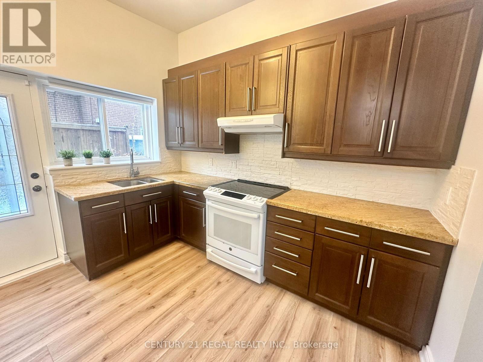 Main - 69 Roywood Drive, Toronto (Parkwoods-Donalda), Ontario  M3A 2C9 - Photo 11 - C12640462