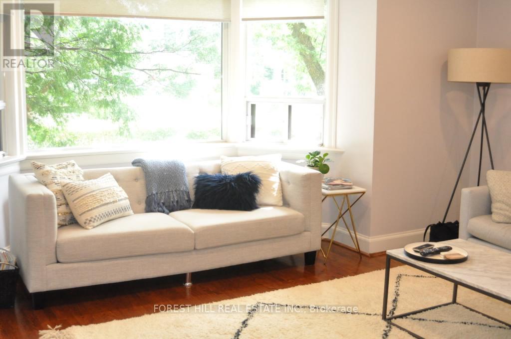 92 Kimbark Boulevard, Toronto (Lawrence Park South), Ontario  M5N 2Y2 - Photo 4 - C12640496