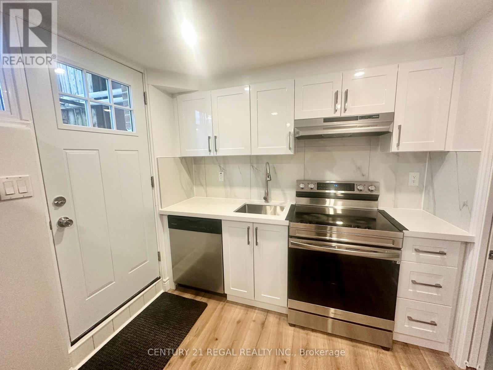 Bsmt - 69 Roywood Drive, Toronto (Parkwoods-Donalda), Ontario  M3A 2C9 - Photo 2 - C12640500