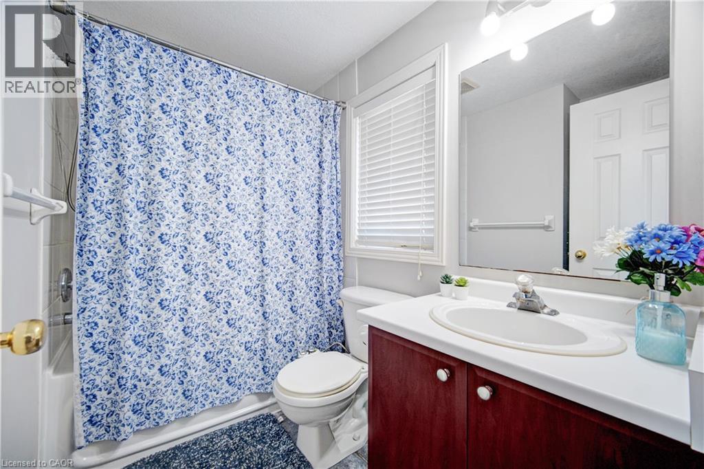 675 Karlsfeld Road, Waterloo, Ontario  N2T 2V3 - Photo 11 - 40794447