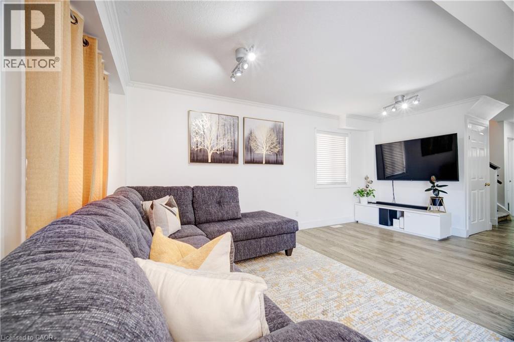 675 Karlsfeld Road, Waterloo, Ontario  N2T 2V3 - Photo 5 - 40794447