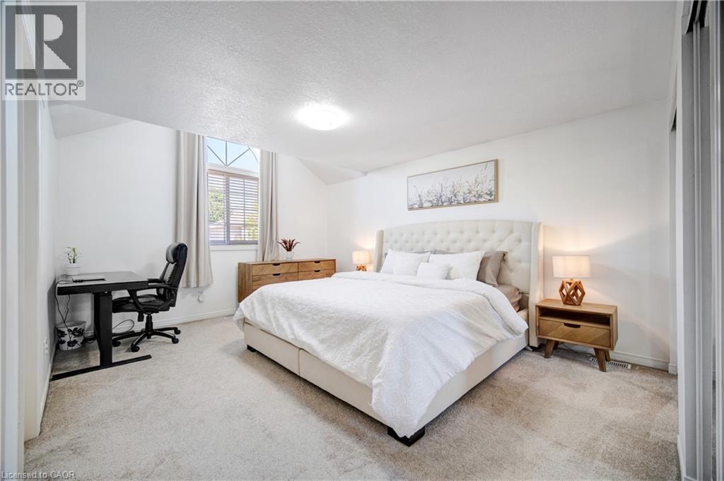 675 Karlsfeld Road, Waterloo, Ontario  N2T 2V3 - Photo 9 - 40794447