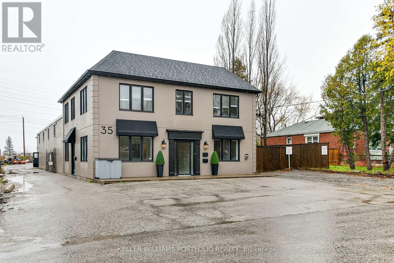 35 Minford Avenue, Toronto, Ontario  M1R 2B4 - Photo 2 - E12640394