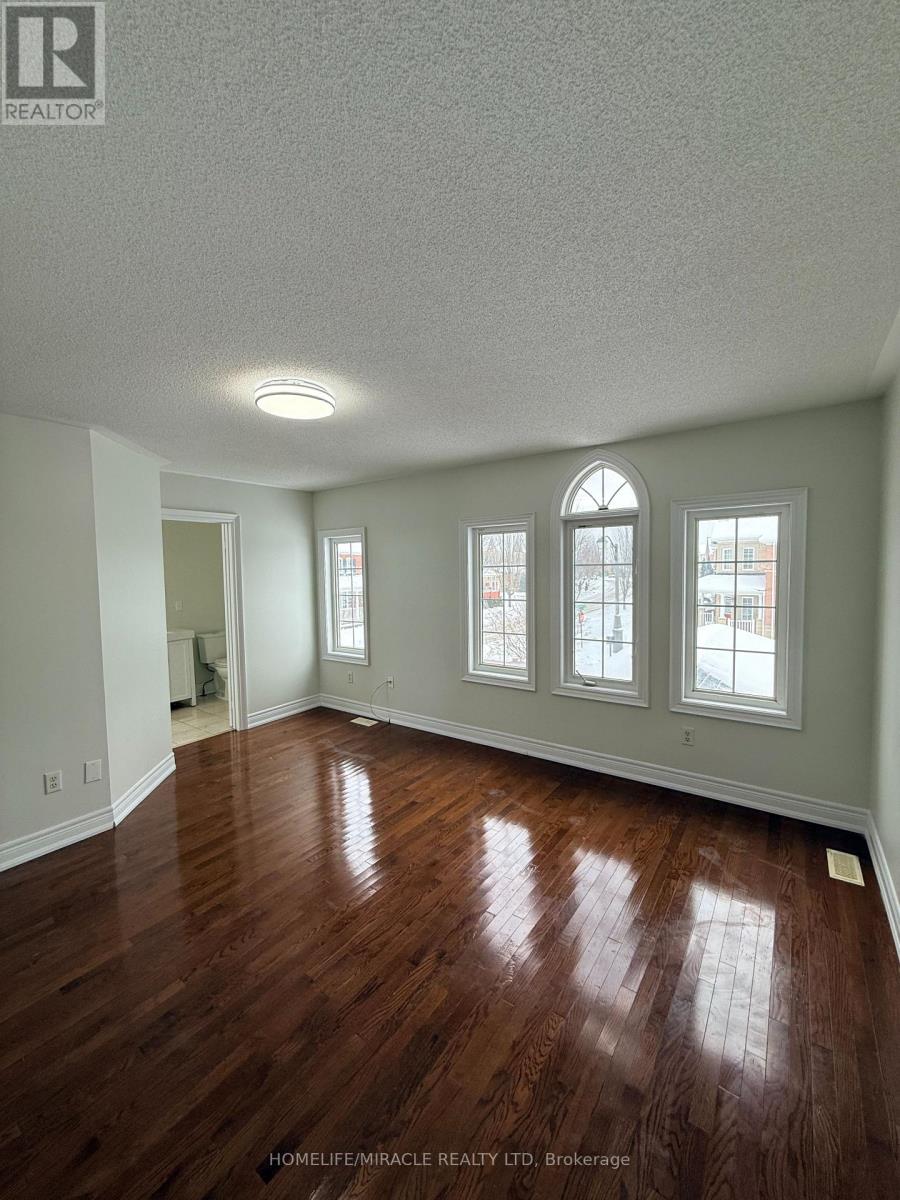 2 Howlett Crescent, Ajax, Ontario  L1T 0A8 - Photo 14 - E12640410