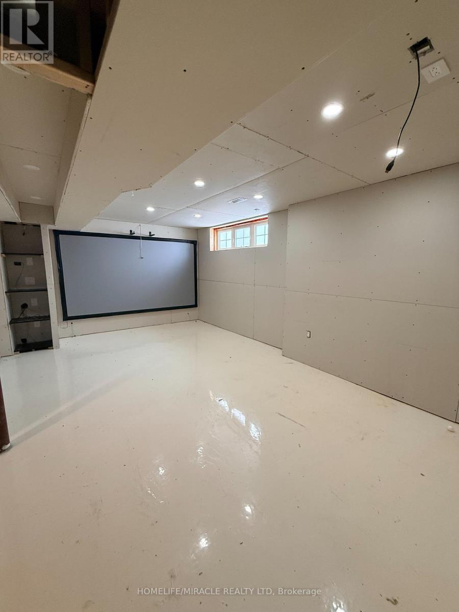 2 Howlett Crescent, Ajax, Ontario  L1T 0A8 - Photo 20 - E12640410