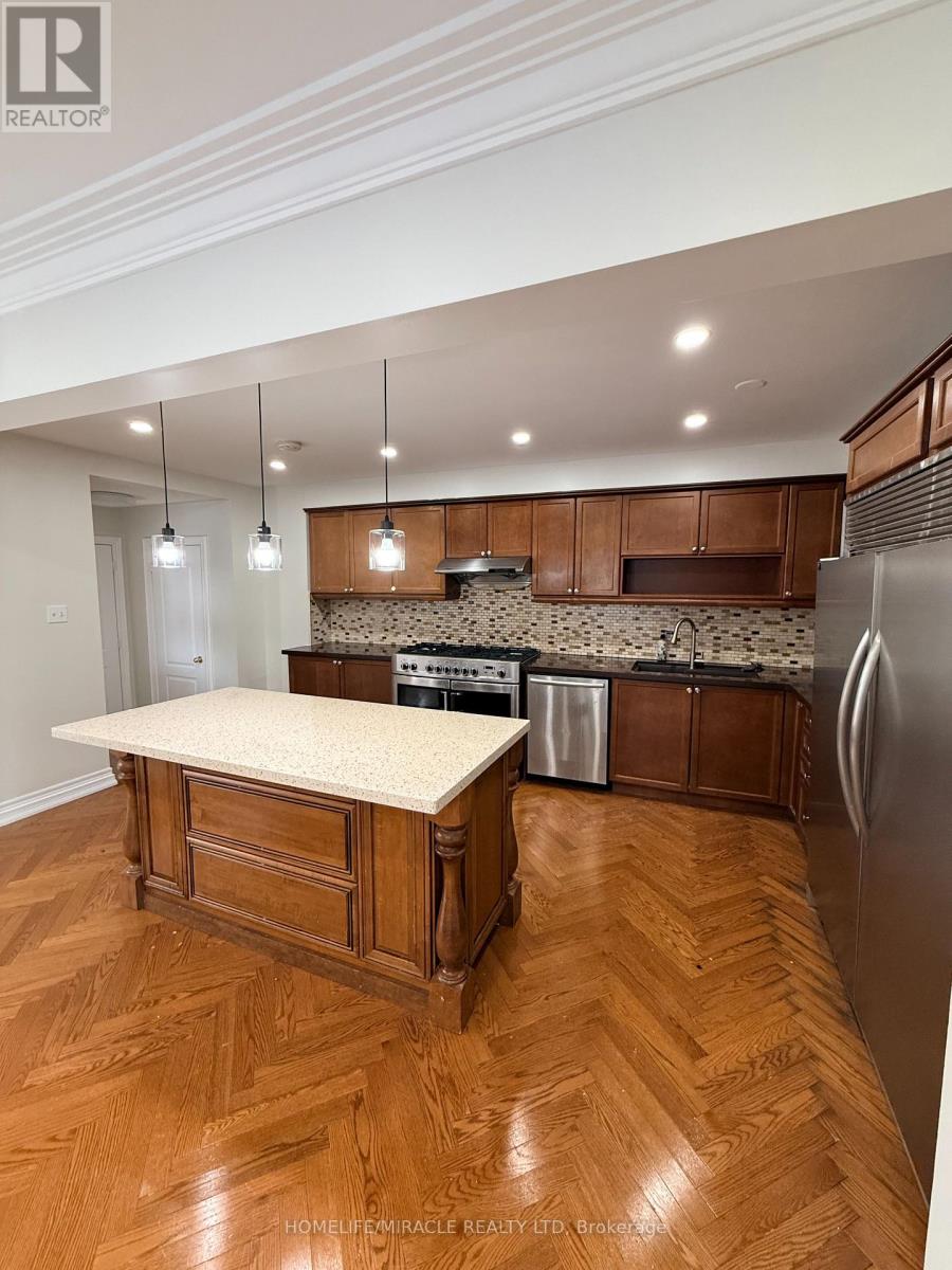 2 Howlett Crescent, Ajax, Ontario  L1T 0A8 - Photo 9 - E12640410