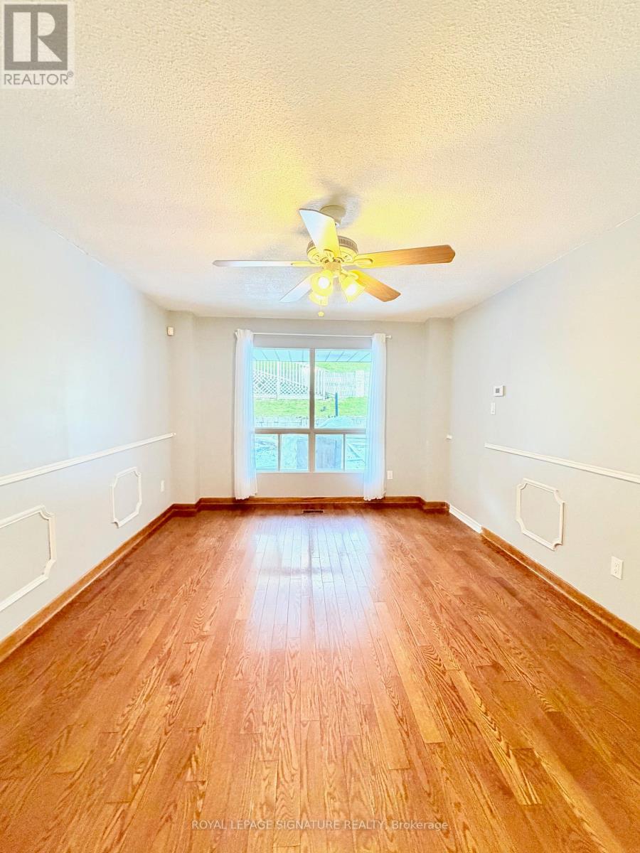 Room 1 - 41 Broadbridge Drive, Toronto, Ontario  M1C 3K5 - Photo 11 - E12640490