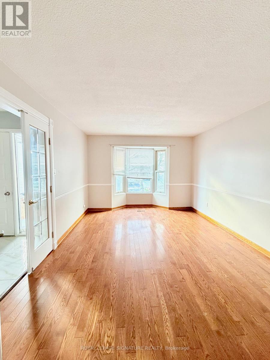 Room 1 - 41 Broadbridge Drive, Toronto, Ontario  M1C 3K5 - Photo 3 - E12640490