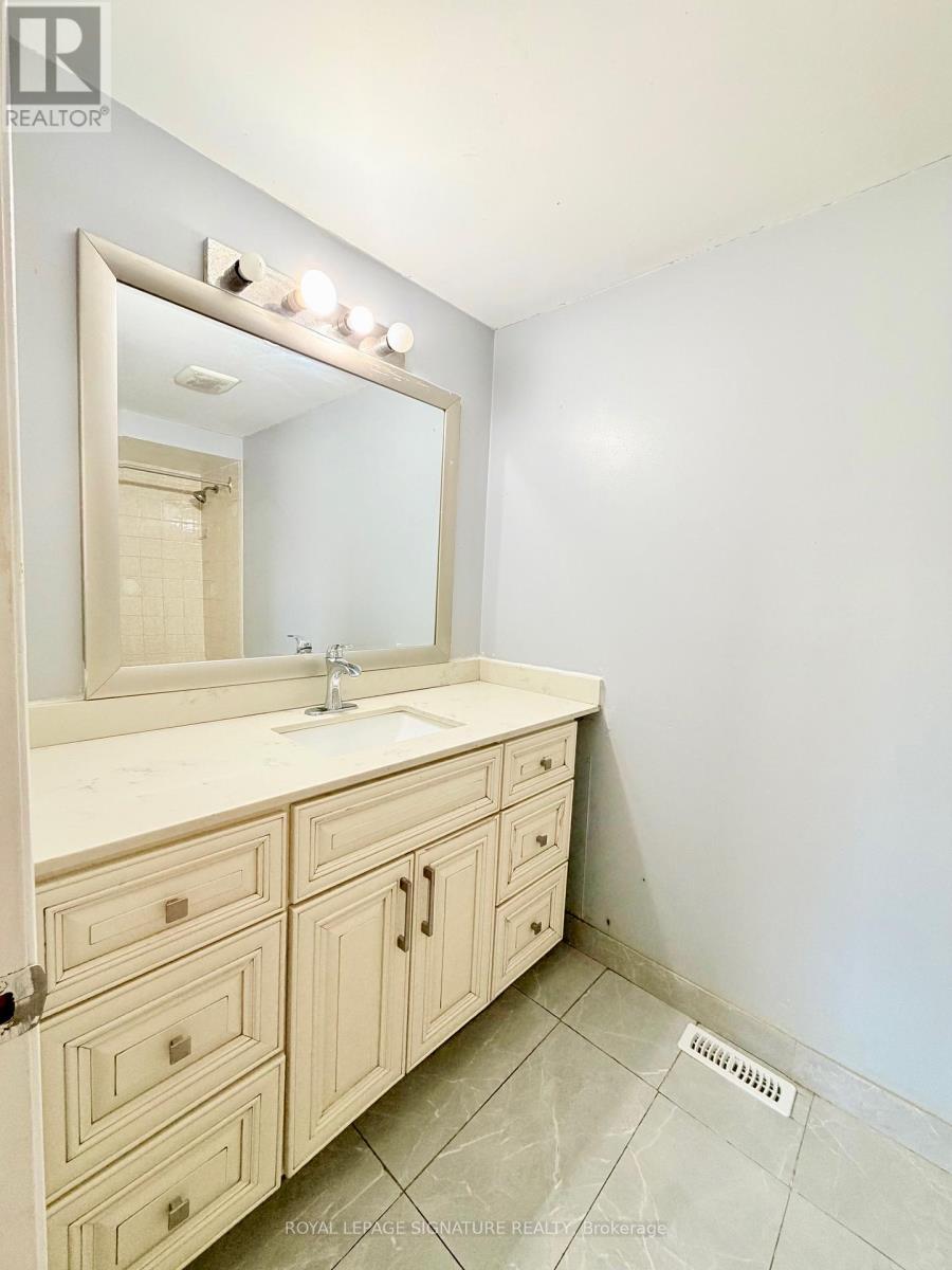 Room 1 - 41 Broadbridge Drive, Toronto, Ontario  M1C 3K5 - Photo 44 - E12640490