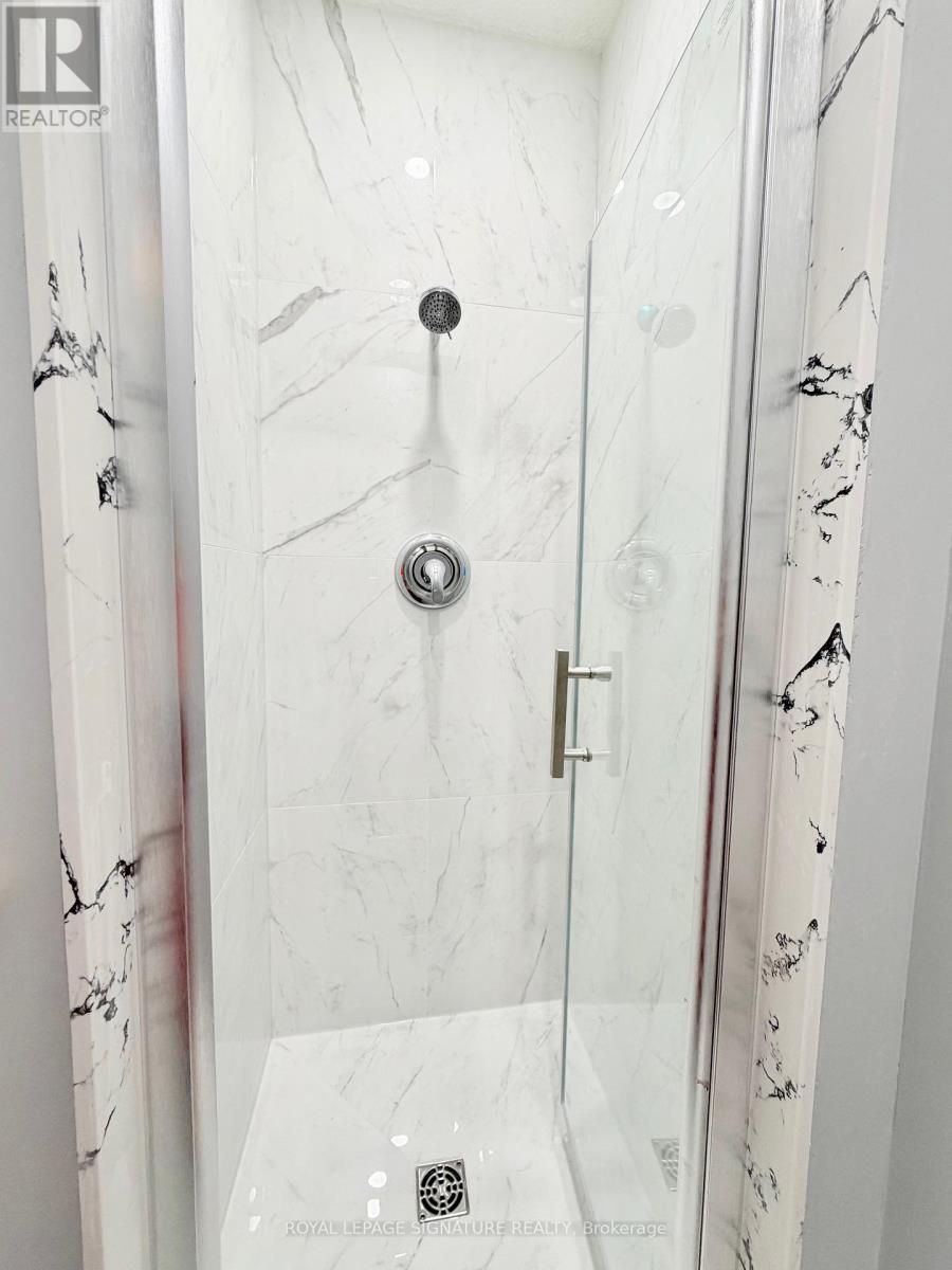 Room 1 - 41 Broadbridge Drive, Toronto, Ontario  M1C 3K5 - Photo 7 - E12640490