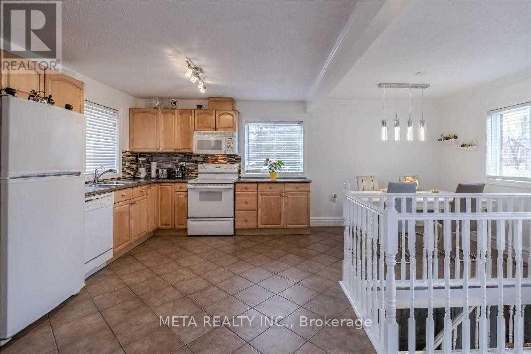 2267 25th Side Road, Innisfil, Ontario  L9S 2E5 - Photo 15 - N12640400