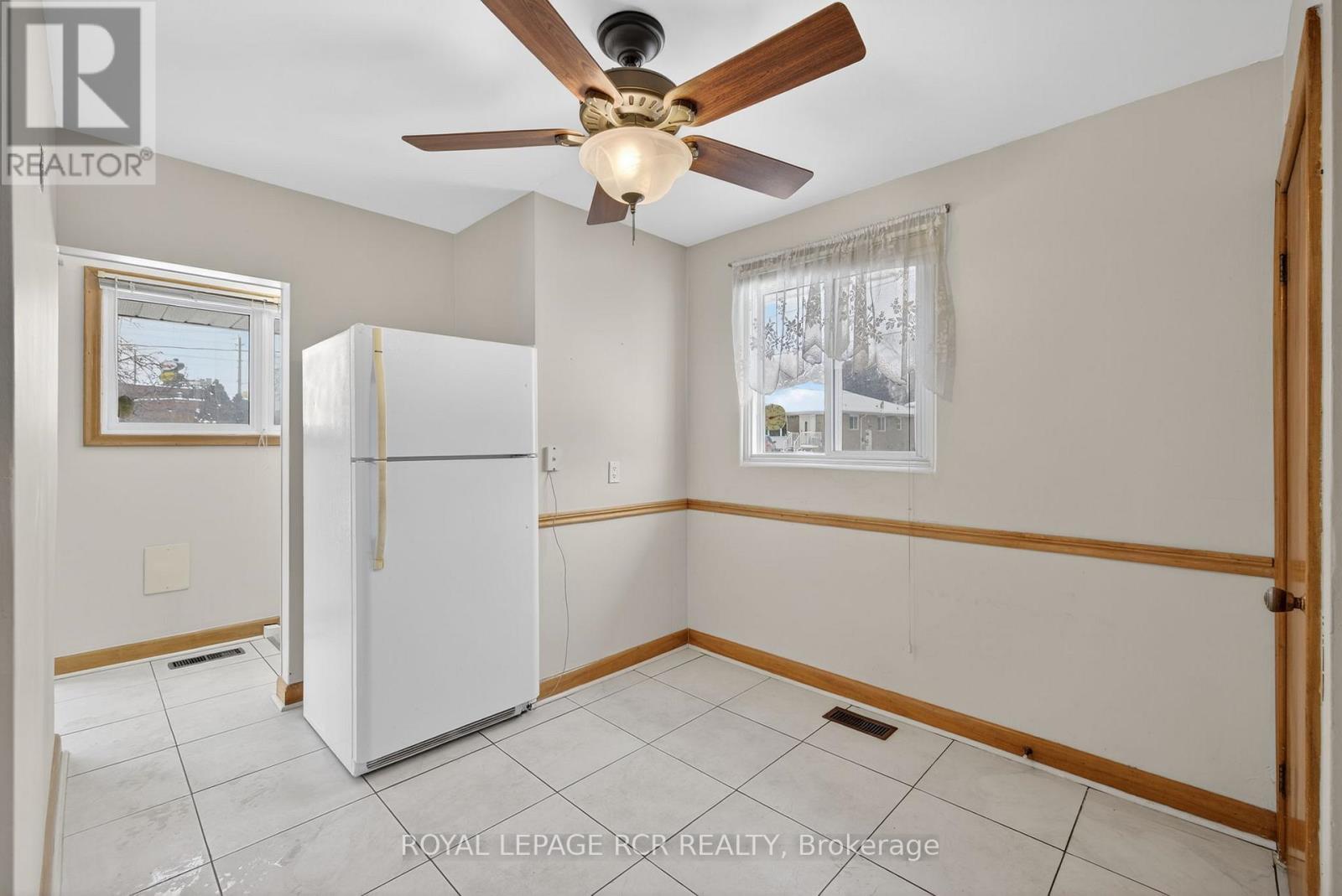 159 Penn Avenue, Newmarket, Ontario  L3Y 2S3 - Photo 23 - N12640412