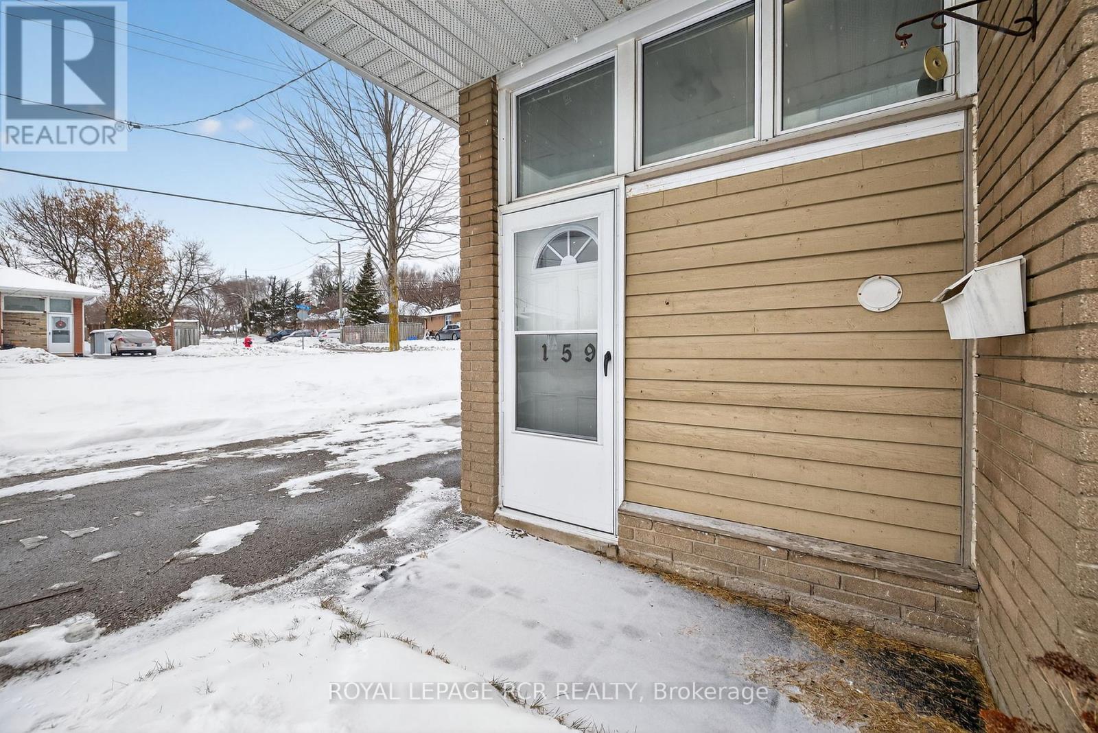 159 Penn Avenue, Newmarket, Ontario  L3Y 2S3 - Photo 6 - N12640412