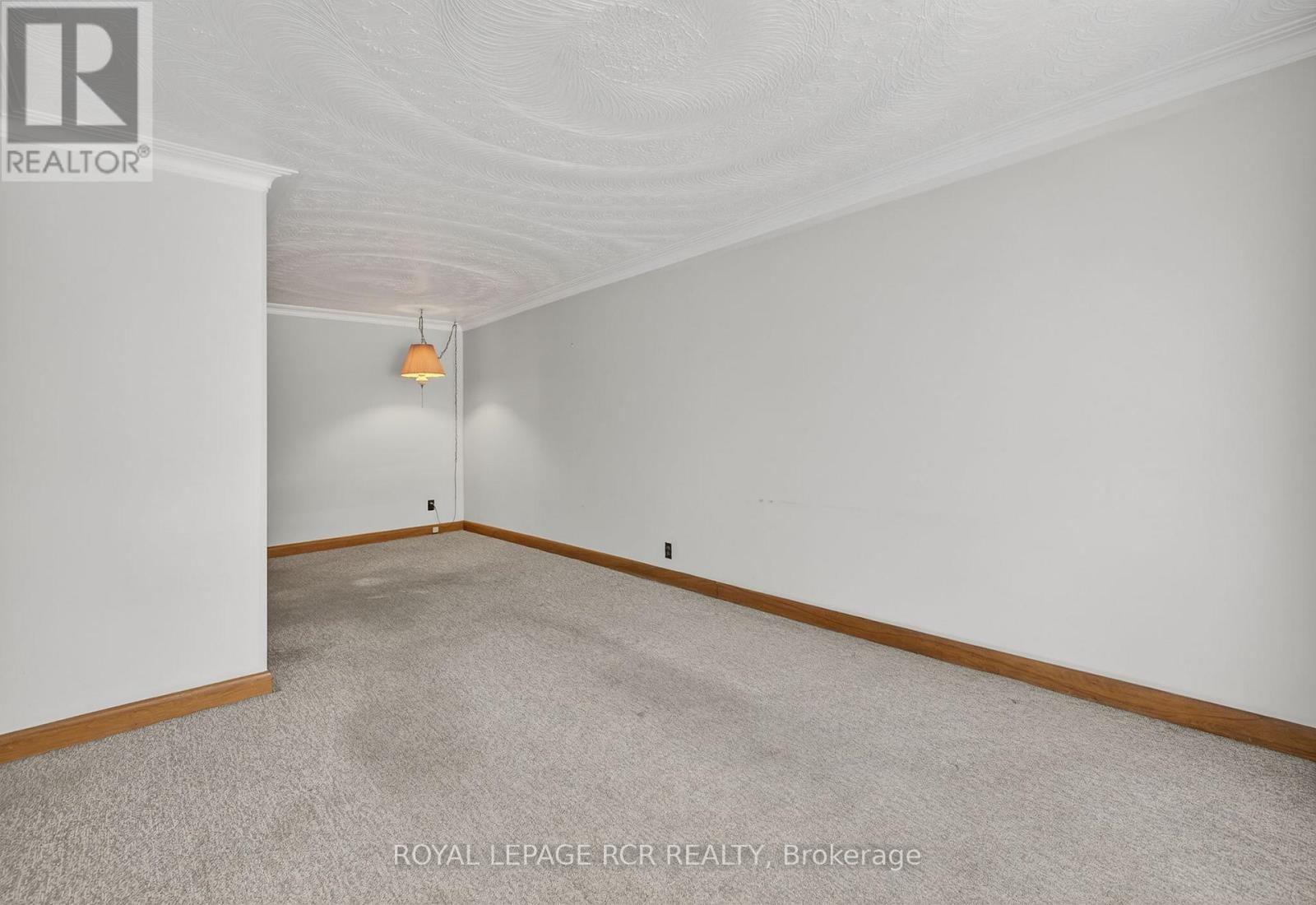 159 Penn Avenue, Newmarket, Ontario  L3Y 2S3 - Photo 9 - N12640412