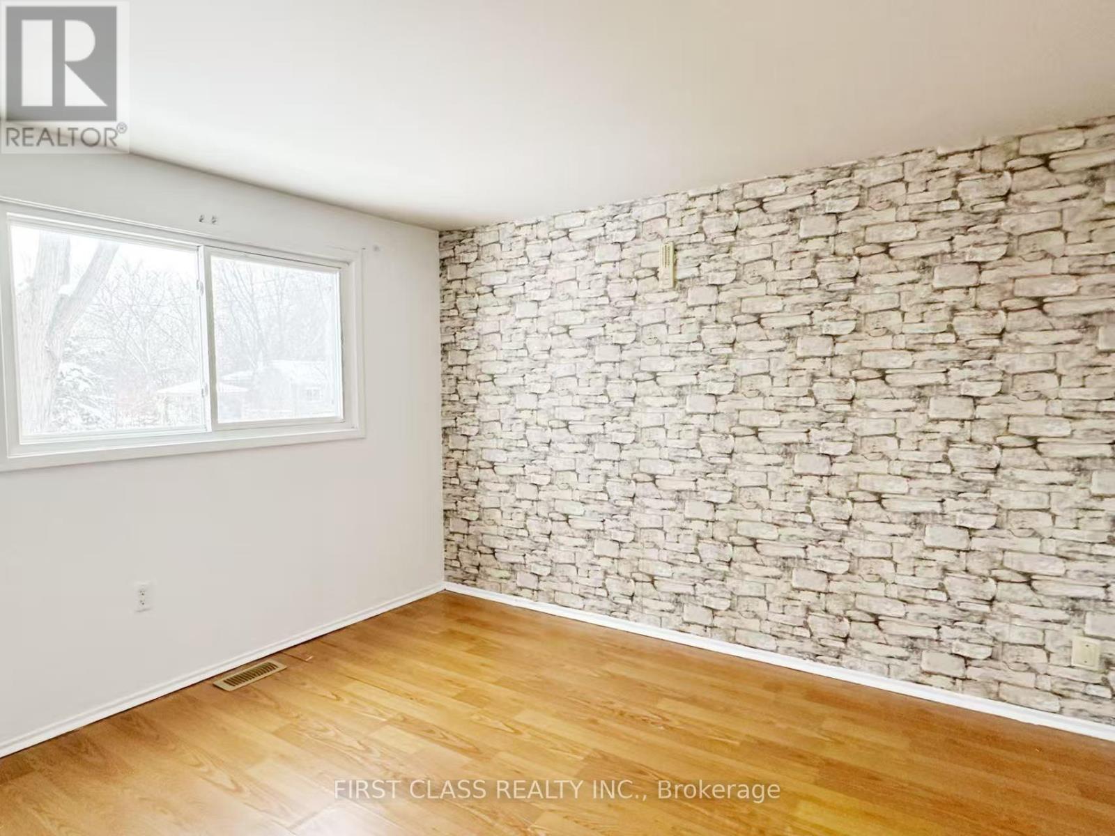 Unit A - 1 Lakeside Cres Avenue, Richmond Hill, Ontario  L4E 3C8 - Photo 9 - N12640512