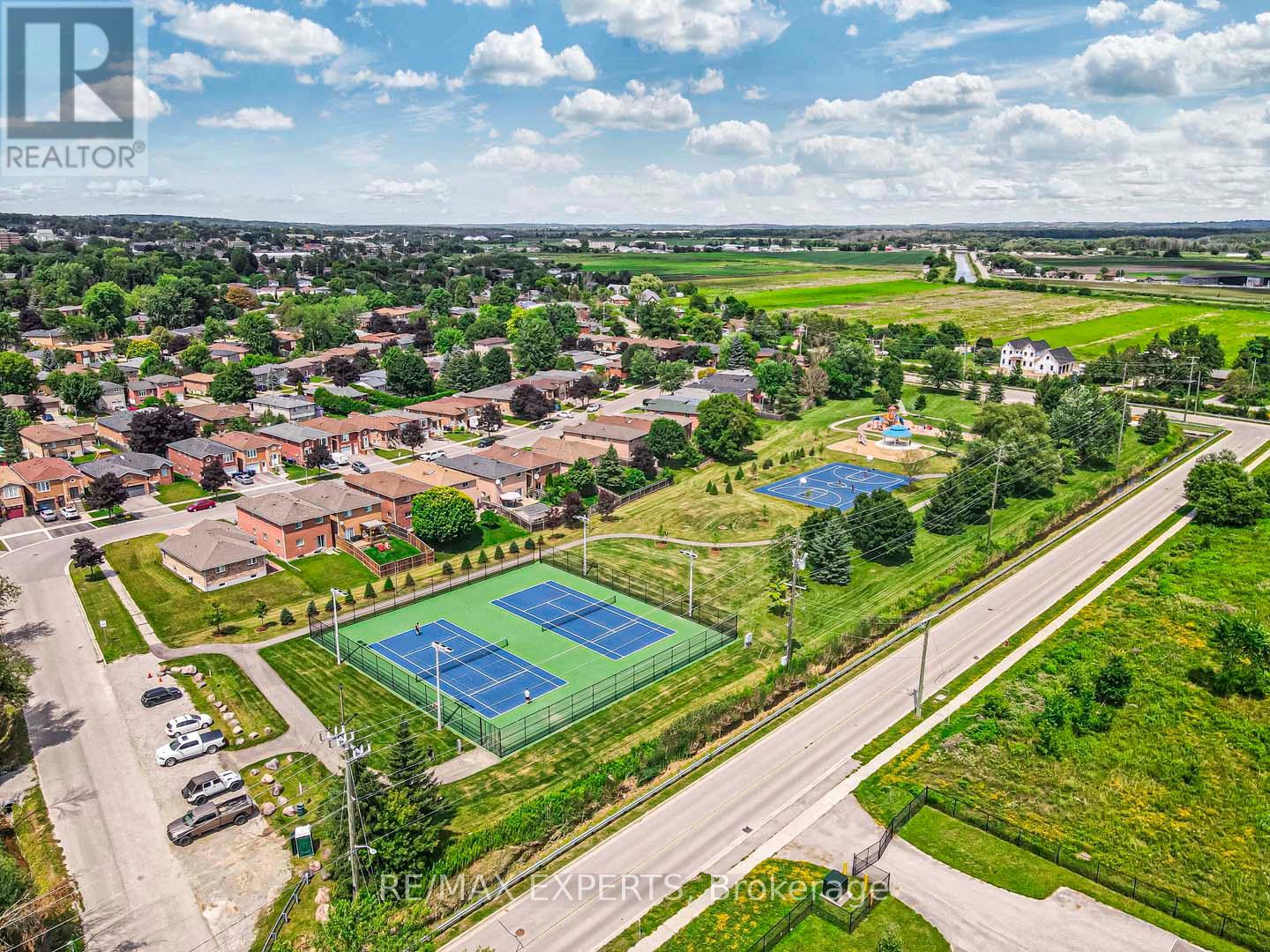 54 Landolfi Way, Bradford West Gwillimbury (Bradford), Ontario  L3Z 4L7 - Photo 11 - N12640536