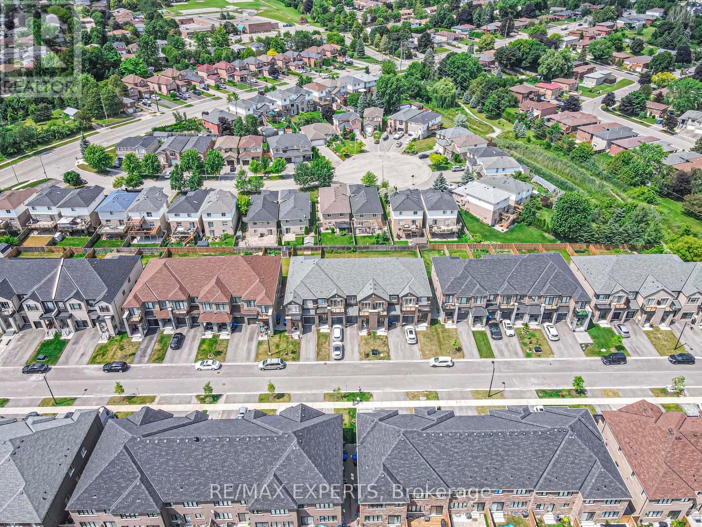 54 Landolfi Way, Bradford West Gwillimbury (Bradford), Ontario  L3Z 4L7 - Photo 6 - N12640536