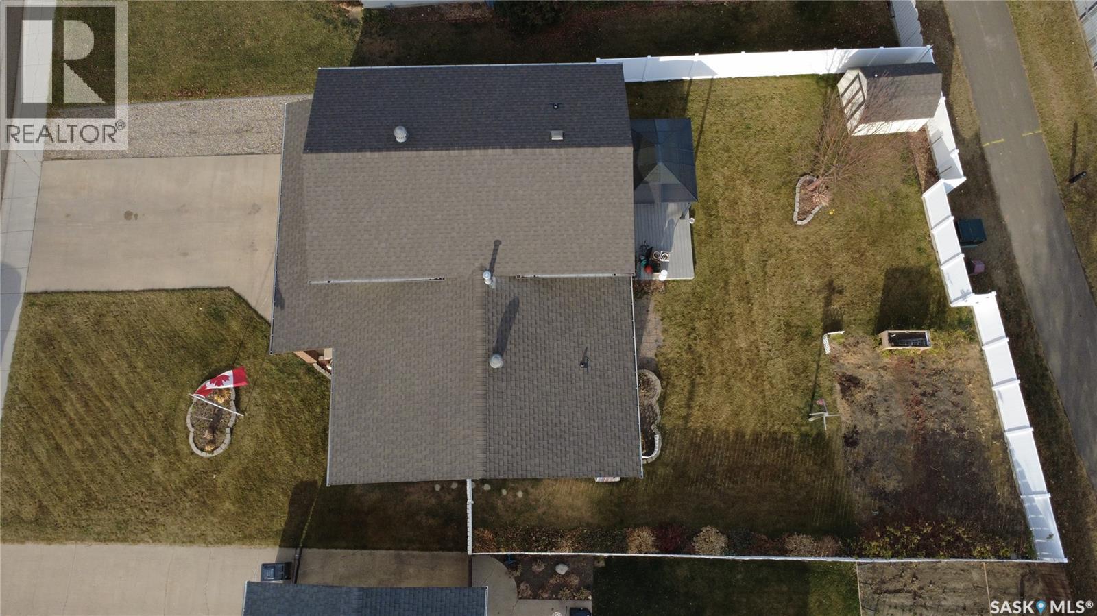 353 Walsh Trail, Swift Current, Saskatchewan  S9H 4R3 - Photo 38 - SK025756