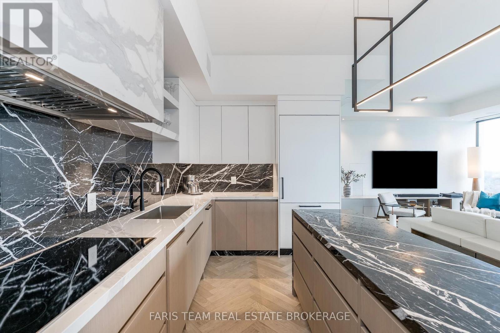 3501 - 200 Cumberland Street, Toronto, Ontario  M5R 0B7 - Photo 10 - C12395326