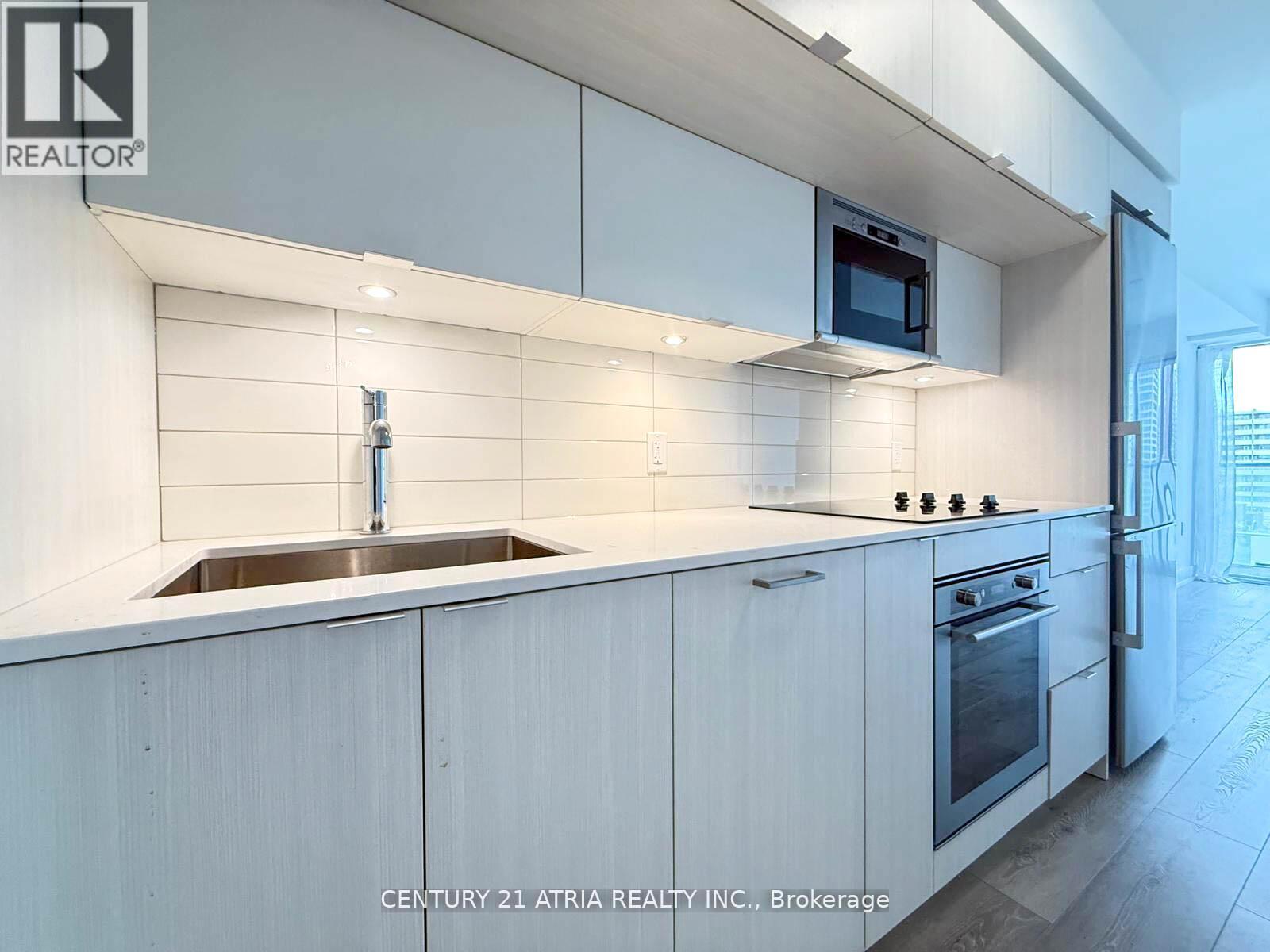 1710 - 575 Bloor Street E, Toronto, Ontario  M4W 0B2 - Photo 5 - C12556326