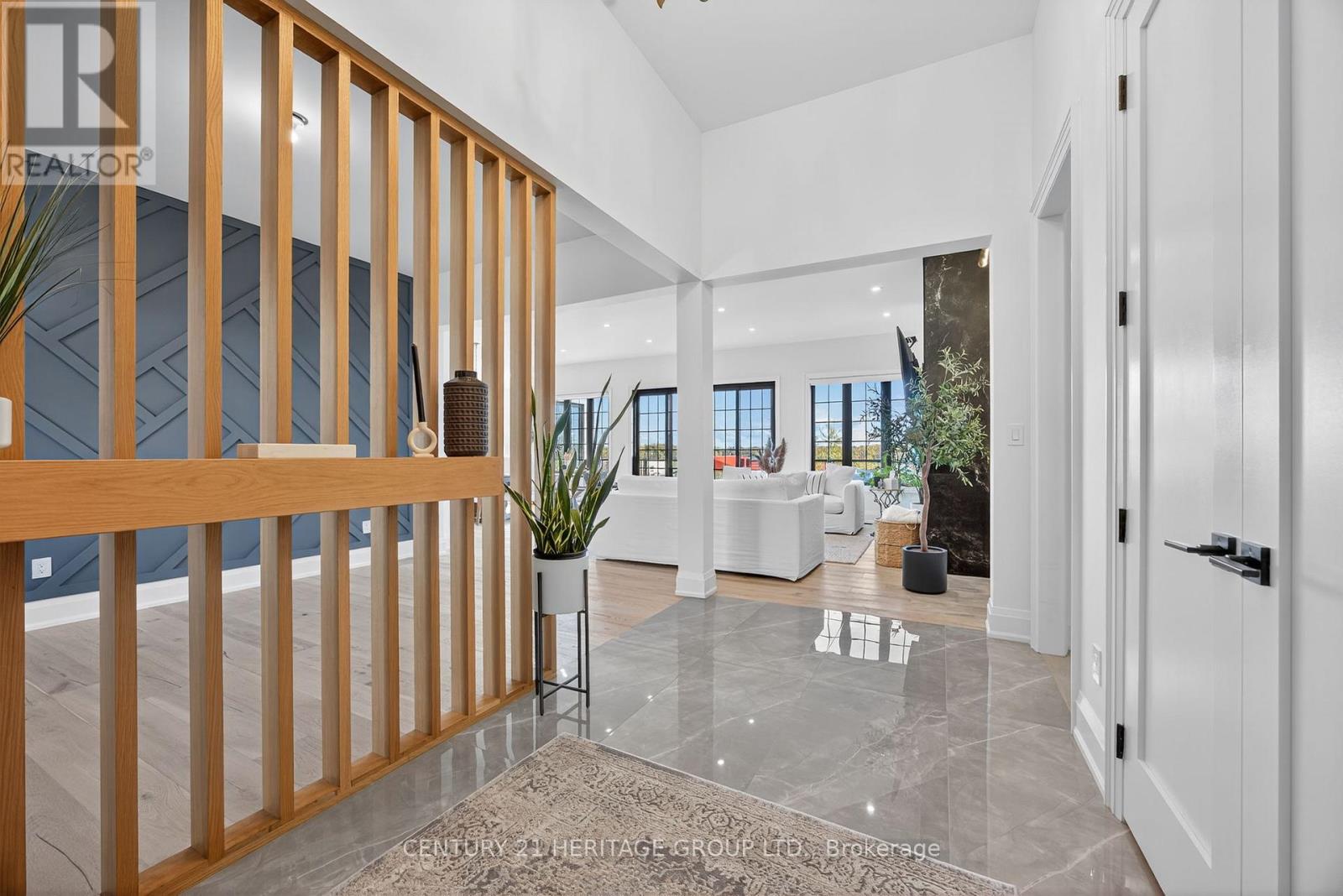 7 Caldwell Drive, Oro-Medonte, Ontario  L0L 2L0 - Photo 4 - S12640434