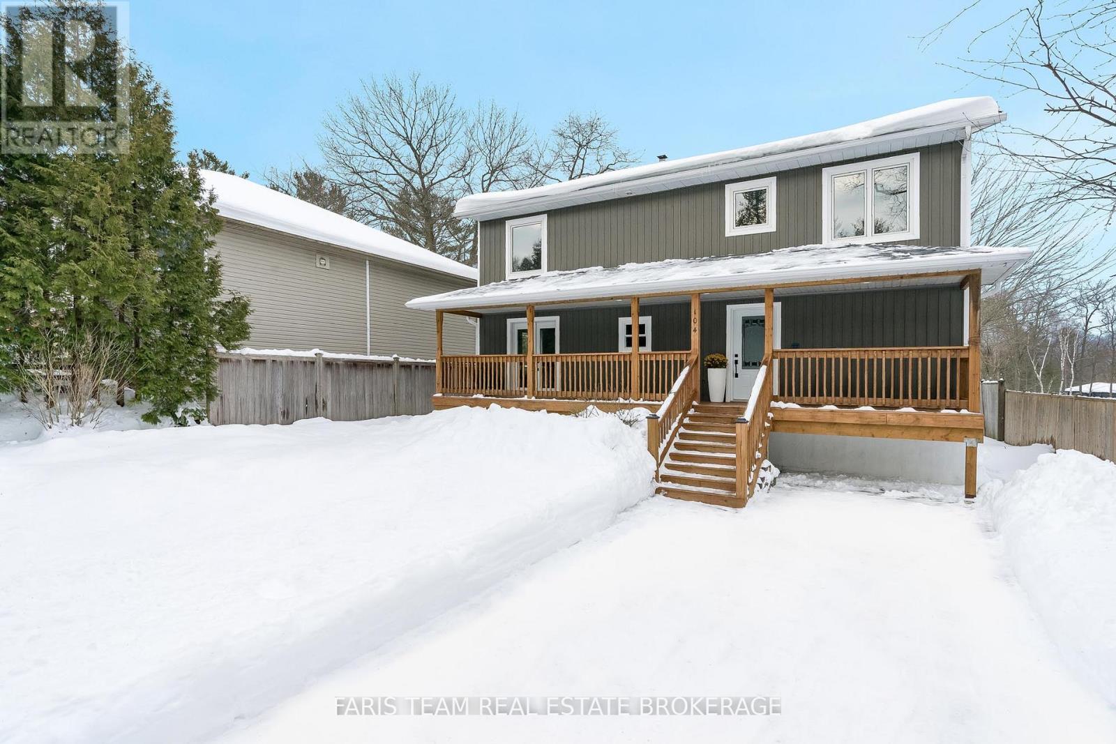 104 KNOX ROAD E, Wasaga Beach, Ontario