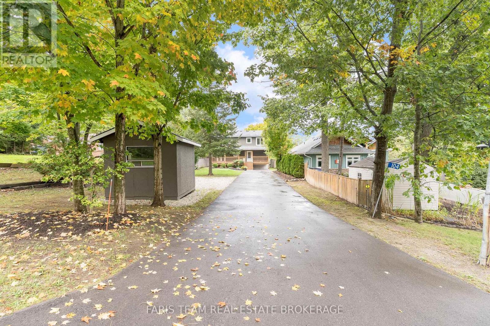 104 Knox Road E, Wasaga Beach, Ontario  L9Z 2T5 - Photo 3 - S12640498