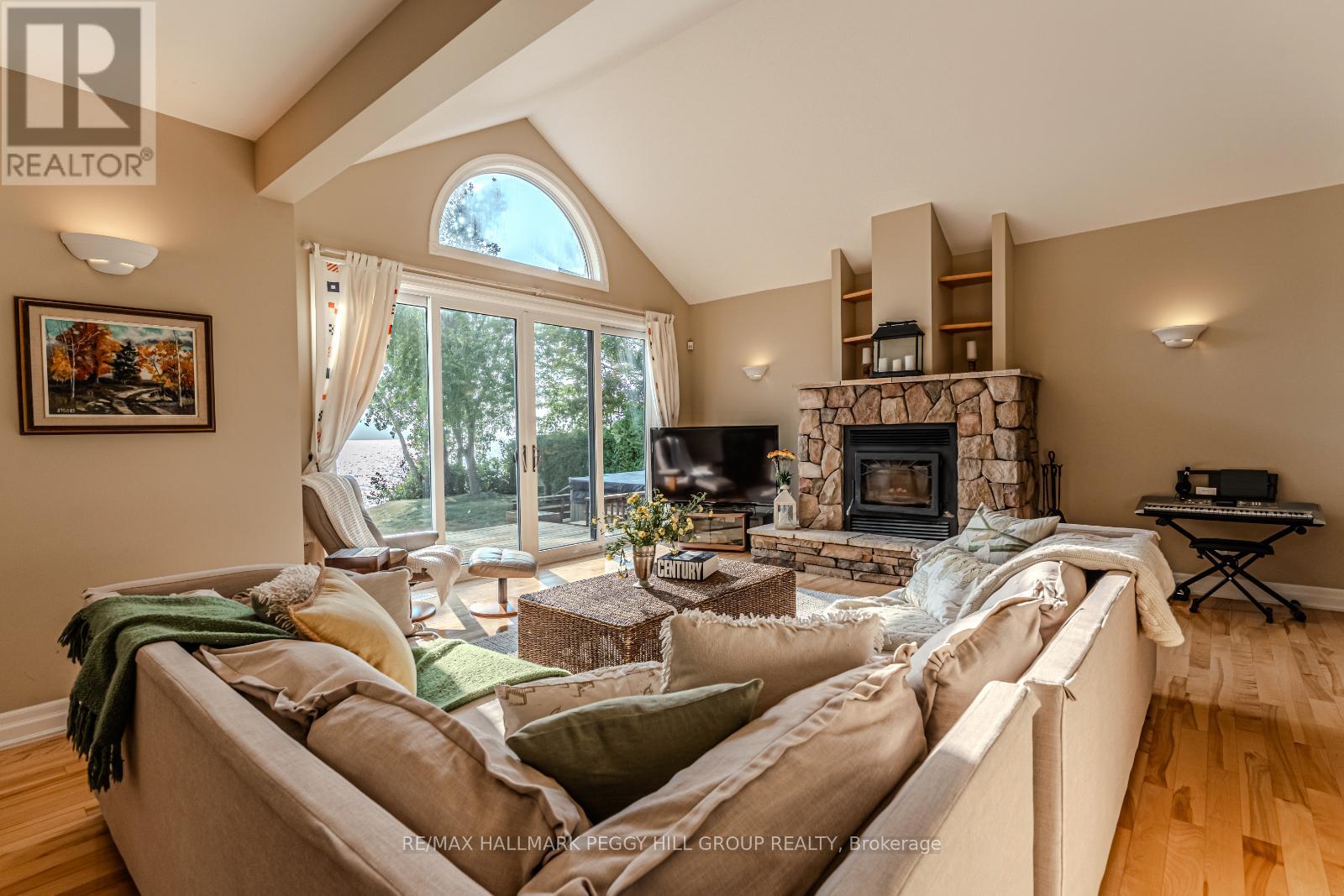 1338 Spyglass Point Road, Ramara (Brechin), Ontario  L0K 1B0 - Photo 4 - S12640502