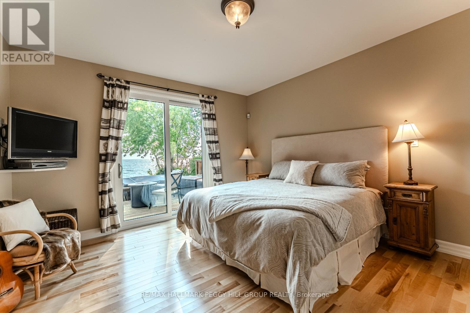 1338 Spyglass Point Road, Ramara (Brechin), Ontario  L0K 1B0 - Photo 9 - S12640502