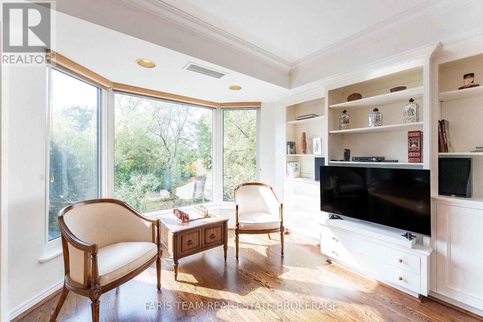 307 - 85 Wellington Street W, Aurora, Ontario  L4G 2P2 - Photo 24 - N12485715