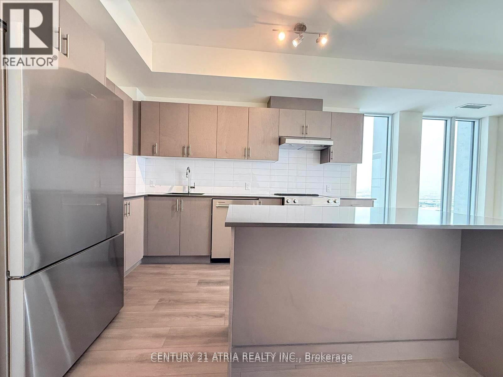 2021 - 8960 Jane Street, Vaughan, Ontario  L4K 0N9 - Photo 2 - N12609472