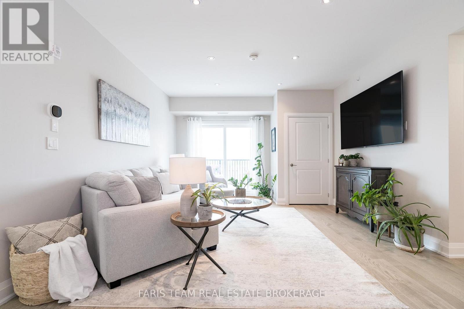 410 - 54 Koda Street, Barrie, Ontario  L9J 0J6 - Photo 18 - S12427107