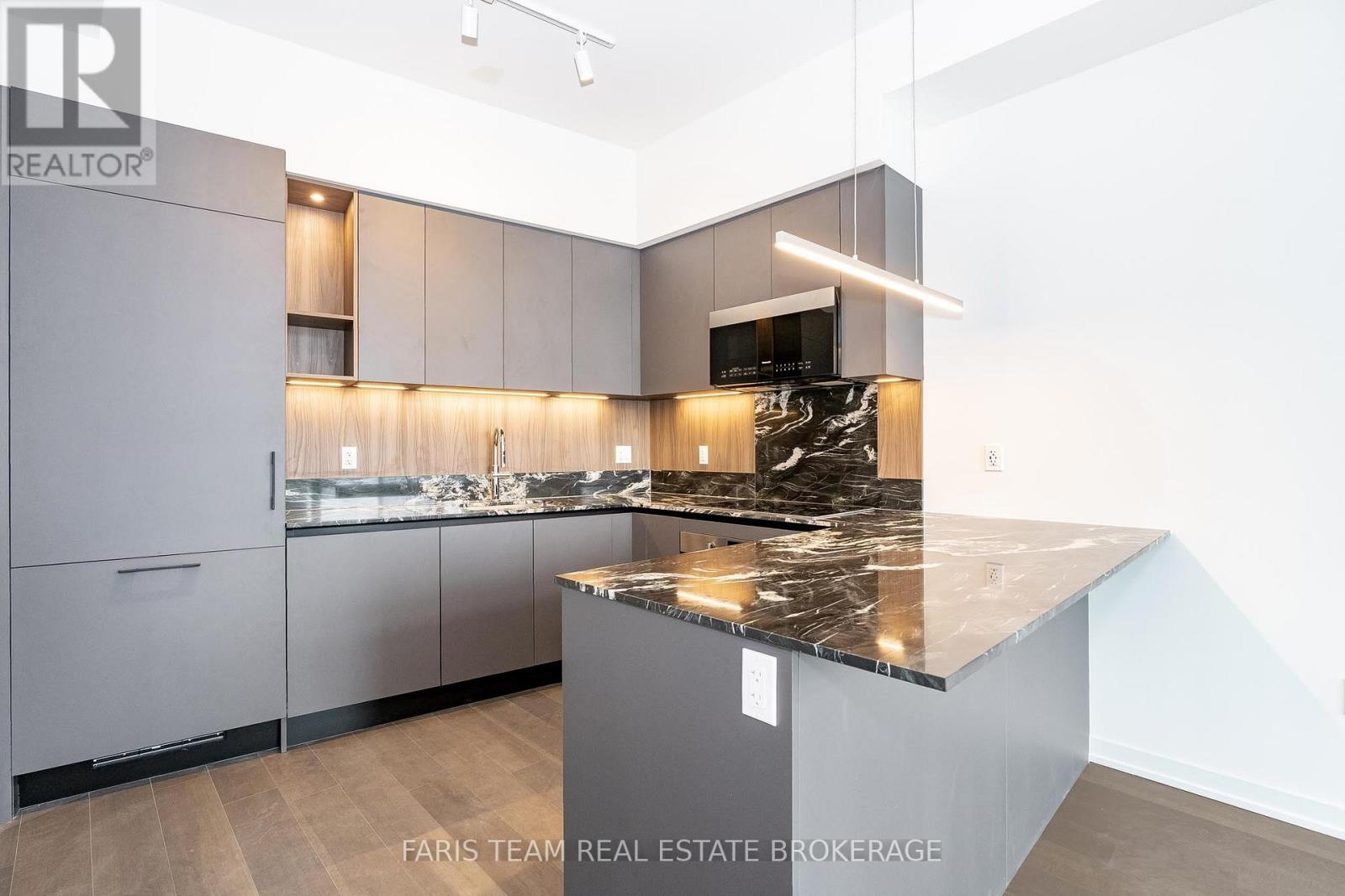 3301 - 39 Mary Street, Barrie, Ontario  L4N 1S9 - Photo 7 - S12548268