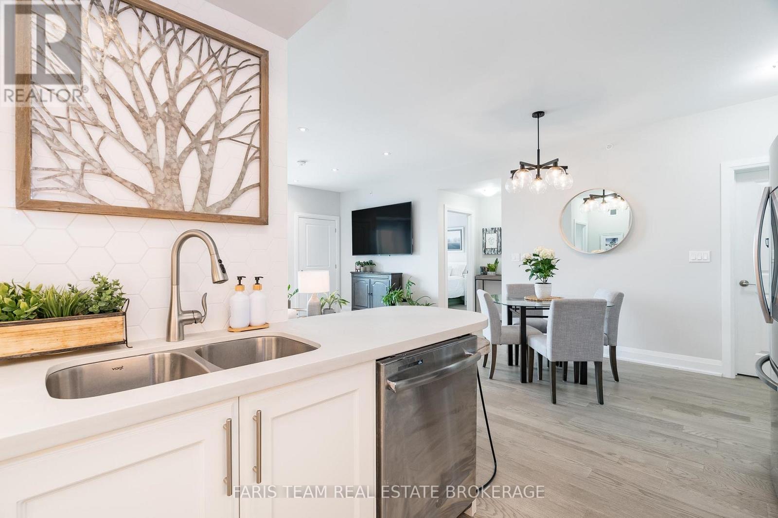 410 - 54 Koda Street, Barrie, Ontario  L9J 0J6 - Photo 16 - S12427107