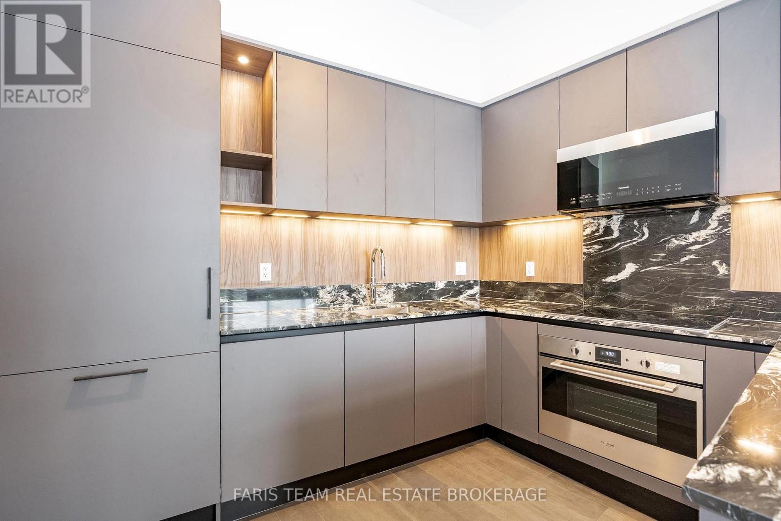 3301 - 39 Mary Street, Barrie, Ontario  L4N 1S9 - Photo 9 - S12548268