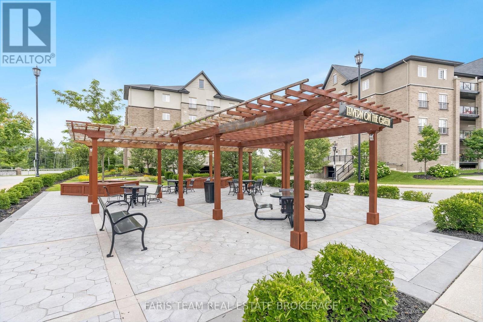 210 - 40 Ferndale Drive S, Barrie, Ontario  L4N 2L3 - Photo 32 - S12569118