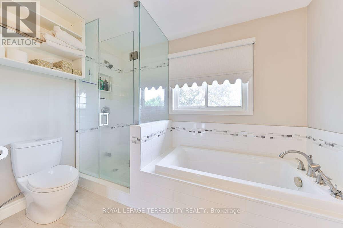 5275 Thornwood Drive, Mississauga, Ontario  L4Z 3J3 - Photo 27 - W12608276