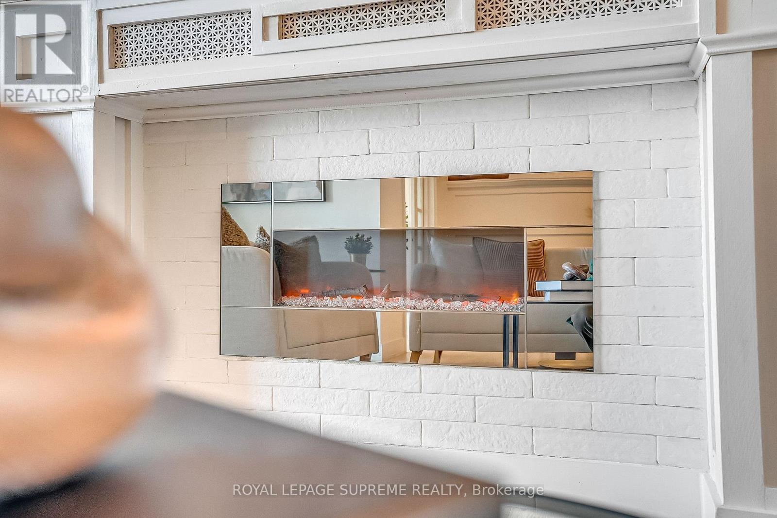 1202 - 85 Emmett Avenue, Toronto, Ontario  M6M 5A2 - Photo 9 - W12640444