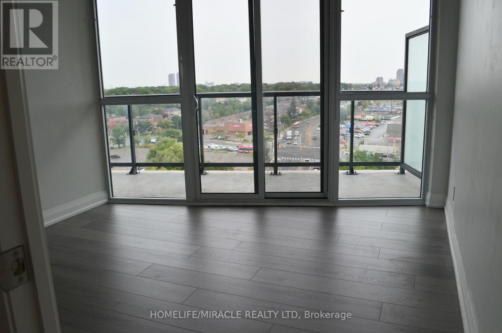 1305 - 1461 Lawrence Avenue W, Toronto, Ontario  M6L 0A6 - Photo 15 - W12640450