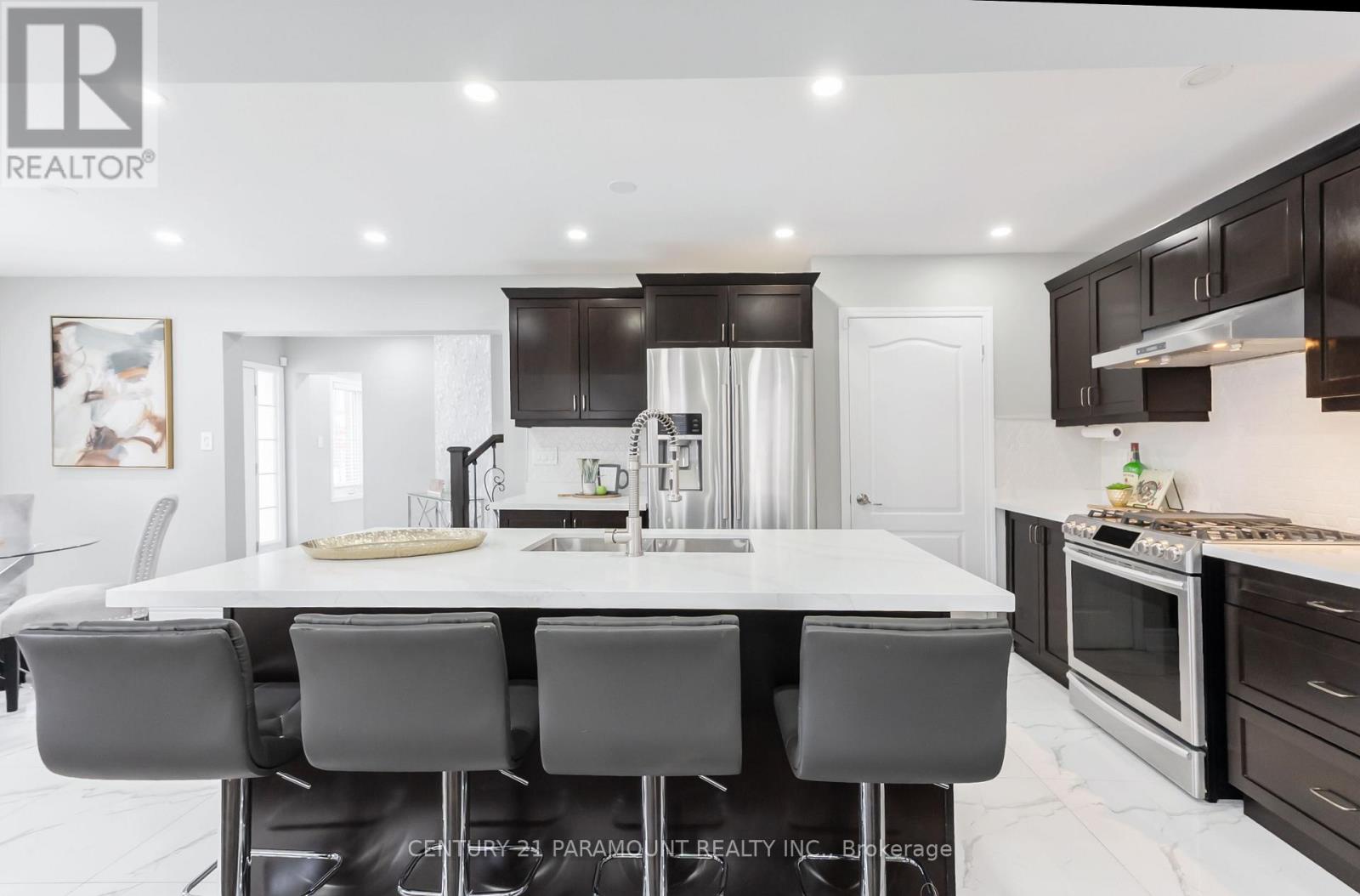 39 Fenchurch Drive, Brampton, Ontario  L7A 4G1 - Photo 18 - W12640474