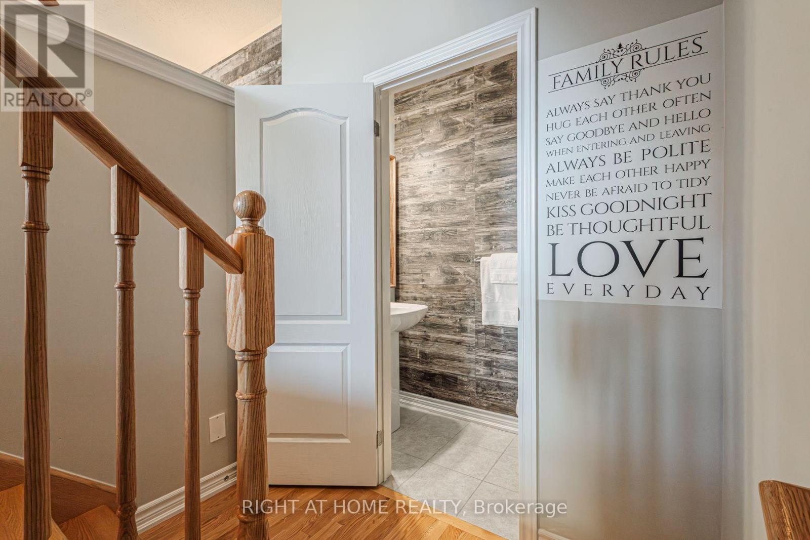 422 Athabasca Common, Oakville, Ontario  L6H 0R5 - Photo 7 - W12640504